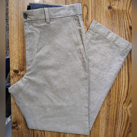 Banana Republic Men's Aiden Chino Slim Leg Linen High Rise Pants sz 34x30, Tan. - Picture 2 of 16